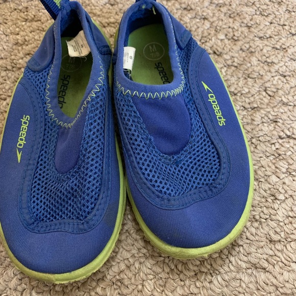 Various brands and sizes of baby shoes used like new - Picture 10 of 12